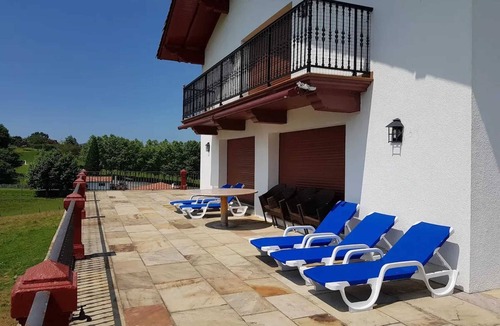 Arditurri Apartment | Homerez - Apt in Sare