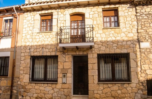 Banos de Valdearados House | Homerez - House in Baños de Valdearados