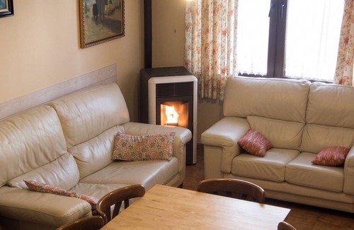 Banos de Valdearados House | Homerez - House in Baños de Valdearados