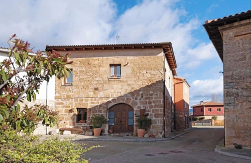 Llano de Bureba House | Homerez - House in Llano de Bureba