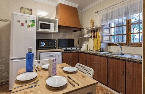 Mondron Villa | Homerez - Villa in Mondrón