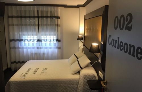 Portomarin Hostel | Hostal El Padrino