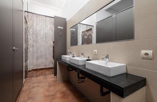 Ardales Hostel | Hostal Entrecaminos