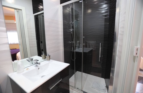 Oeste Hostel | Hostal Goya Suites