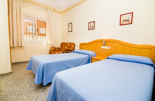 Fuengirola Hostel | Hostal Los Corchos