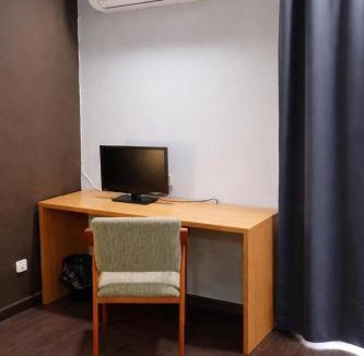 Casco Historico de Vallecas Hotel | Hostal Mediterranea