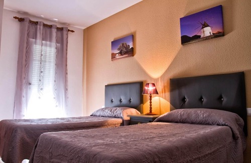 Los Albaricoques Hostel | Hostal Restaurante Alba
