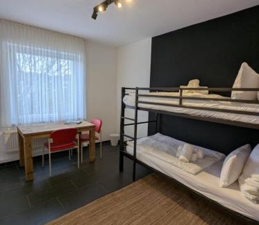 Ibbenbueren Apartment | HOSTEL PD23 ALTE FEUERWACHE I 3min CityHospital I 50m Supermarkt I SmartTV I P I Gemeinschaftsküche I Monteure I Kurzurlaub