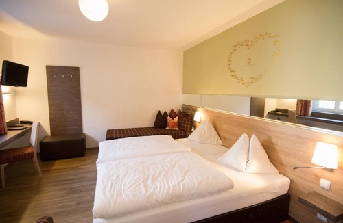 Muehlau Hotel | Hotel ∙ 1 bedroom ∙ 2 guests