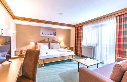 Fuegen Hotel | Hotel ∙ 2 guests