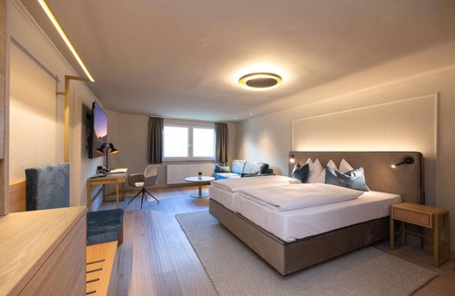 Reutte Hotel | Hotel ∙ 2 guests