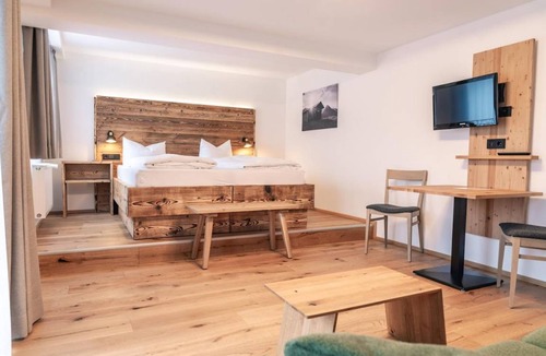 Zell Hotel | Hotel ∙ 2 guests