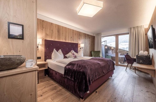 Alpbach Hotel | Hotel ∙ 4 guests