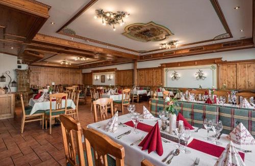 Osterhofen Hotel | Hotel Bayrischer Löwe