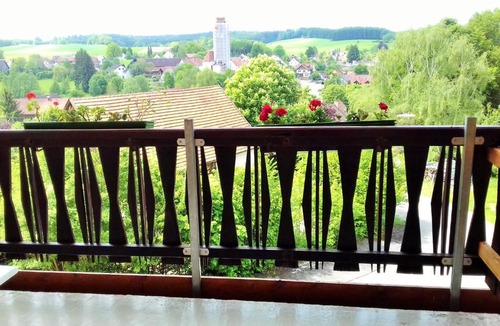 Walkertshofen Hostel | Hotel Burgberg