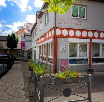Grossostheim Hotel | Hotel Cafe Kern