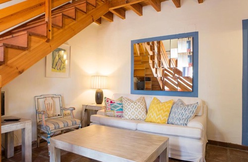 Pizarra Hotel | Hotel Cortijo del Arte - Caminito del Rey