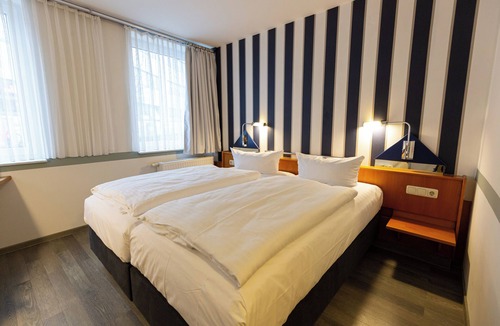 Vechta Hotel | Hotel DH VEC