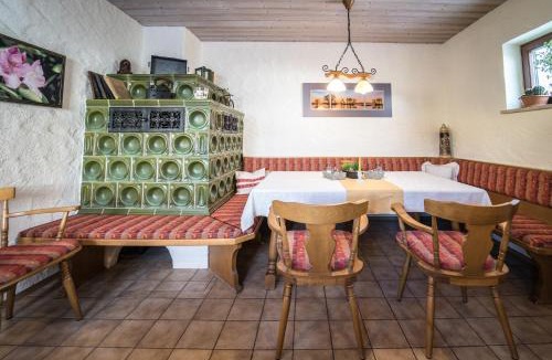 Raubling Bed & Breakfast | Hotel Garni Kapellenstüberl