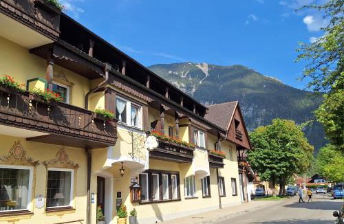 Farchant House | Hotel Gasthof Alter Wirt