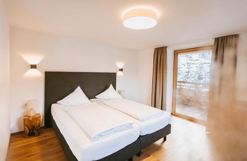 Stams Hotel | Hotel Gasthof Hirschentenne