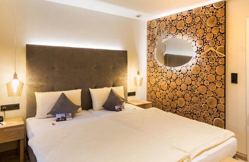 Eslohe Hotel | Hotel Haus Hochstein