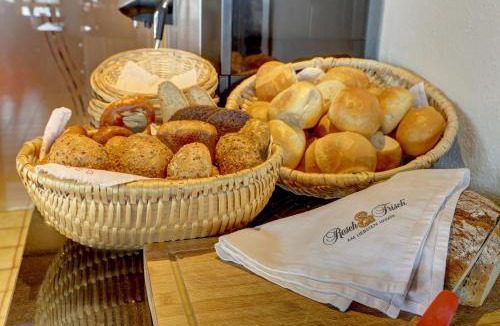 Achslach Hotel | Hotel Hirschenstein