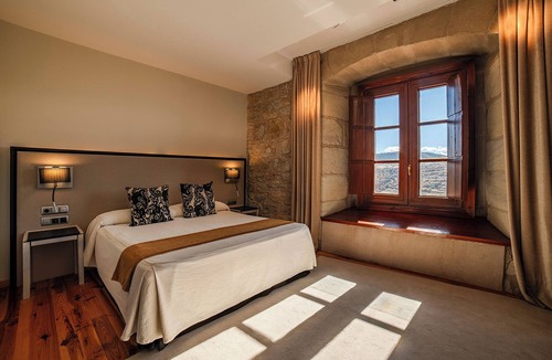 Allepuz Hotel | Hotel Hospedería Palacio de Allepuz