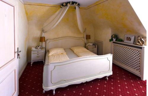 Aumuehle Hotel | Hotel Italia