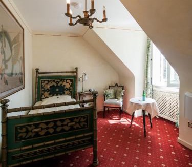Aumuehle Hotel | Hotel Italia