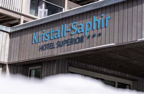 Saas Almagell Apartment | Hotel Kristall-Saphir Appartement/Fewo Apartment Serpentin by Interhome