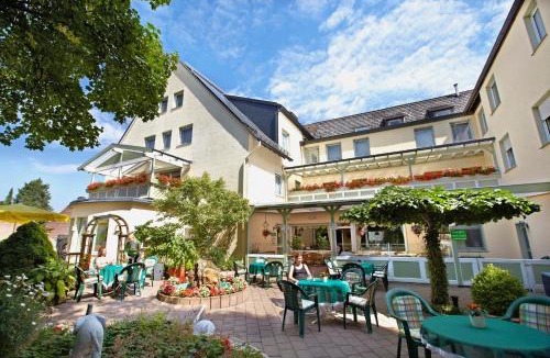 Warstein Hotel | Hotel Lindenhof