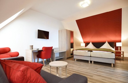 Neuklingenberg Hotel | Hotel NEUE HÖHE