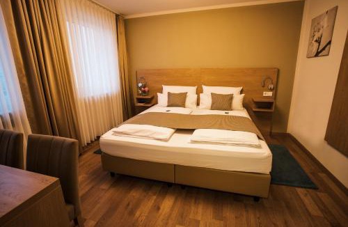Neustadt an der Aisch Hotel | Hotel & Restaurant Rizzelli Superior