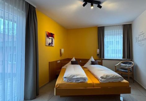 Neuenburg am Rhein Hotel | Hotel-Restaurant Gasthof Adler