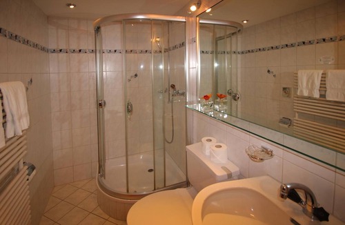 Saas Almagell Hotel | Hotel Restaurant Mattmarkblick