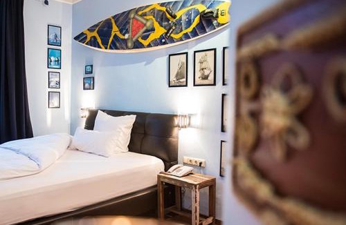 Maximilianeum Hotel | Hotel Ritzi