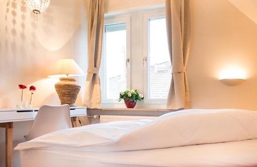 Maximilianeum Hotel | Hotel Ritzi
