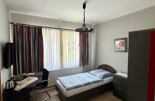 Gaarden Hotel | Hotel Runge 24 7 Check In & Free Parking
