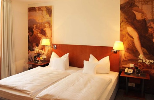Loschwitz Hotel | Hotel Schloss Eckberg - Comfort Room in the Kavaliershaus