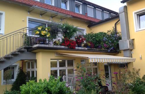 Nonnenhorn House | Hotel Seehalde