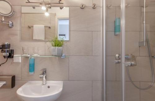Alt-Travemunde/Ronnau Hotel | Hotel Strandschlösschen