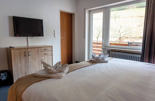Lennestadt Hotel | Hotel Tiefenhagen Sauerland