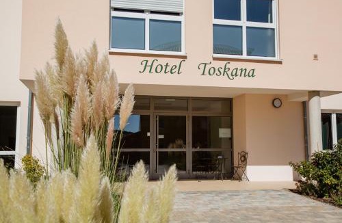 Parsberg Hotel | Hotel Villa Toskana