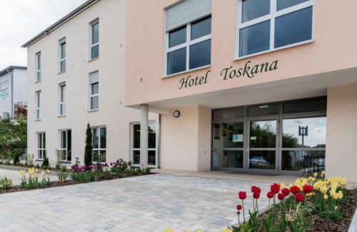 Parsberg Hotel | Hotel Villa Toskana