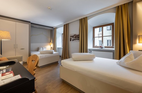 Sankt Johann in Tirol Hotel | Hotel & Wirtshaus Post