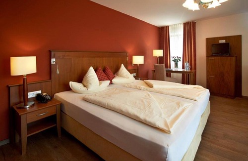 Bad Goegging Hotel | Hotelgasthof zur Sonne