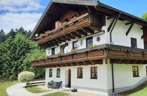 Hauzenberg House | House 10 Hochstein Comfortable holiday residence
