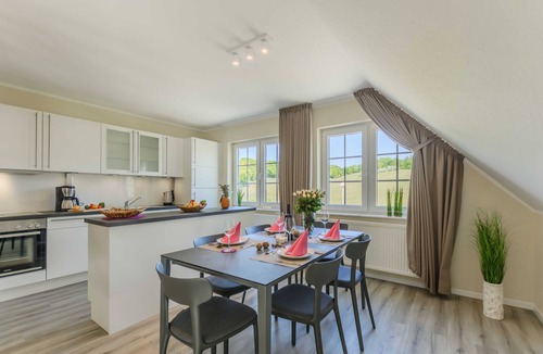 Thiessow Apartment | House B - Whg 03 with balcony - F: Lotsenberg Apartments with 8 apartments with balcony