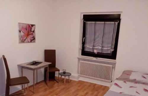 Mittelstadt Apartment | House Elbert